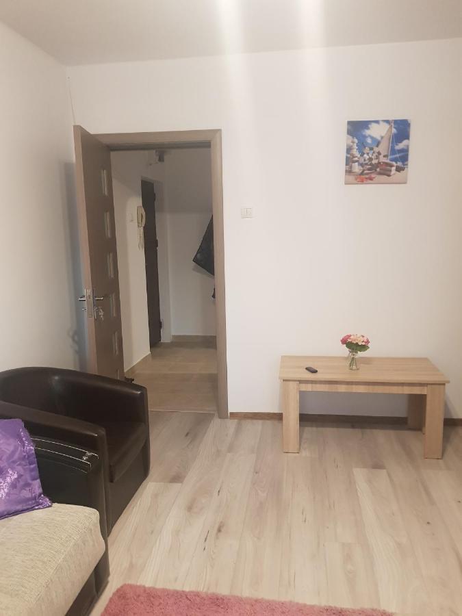 Apartament Cu 2 Camere Situat La 5 Minute De Statiunea Mamaia Constanţa Buitenkant foto